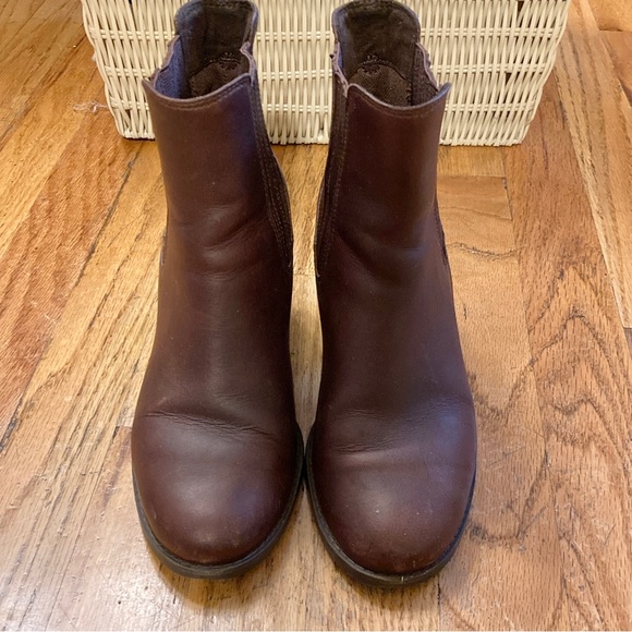 Timberland Atlantic Heights Leather Slip On Heeled Chelsea Booties - Picture 3 of 13